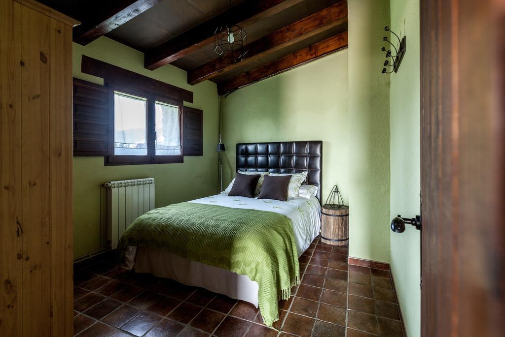 Estanca La Pau - Adults Only Guest House Malla ภายนอก รูปภาพ