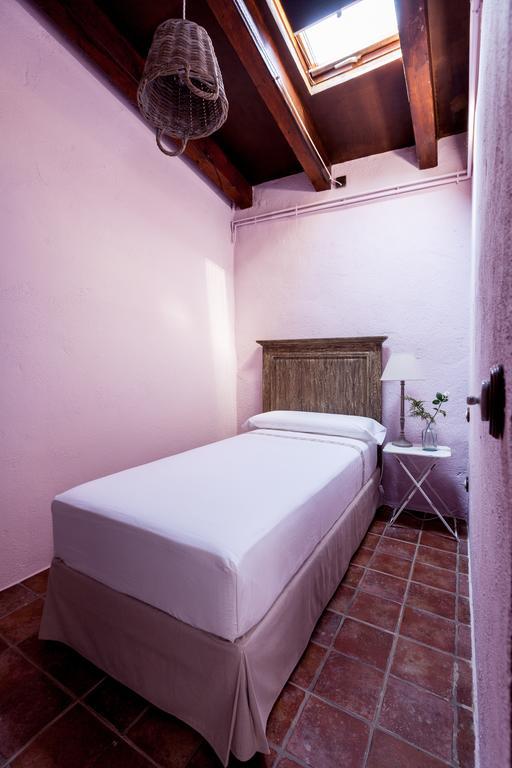 Estanca La Pau - Adults Only Guest House Malla ภายนอก รูปภาพ